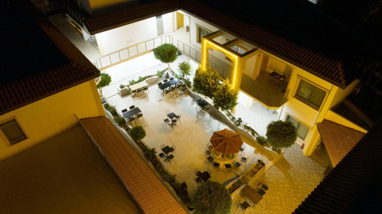 Nagas Hotel & Restaurant At Historical Part Of นิโคเซีย ภายนอก รูปภาพ