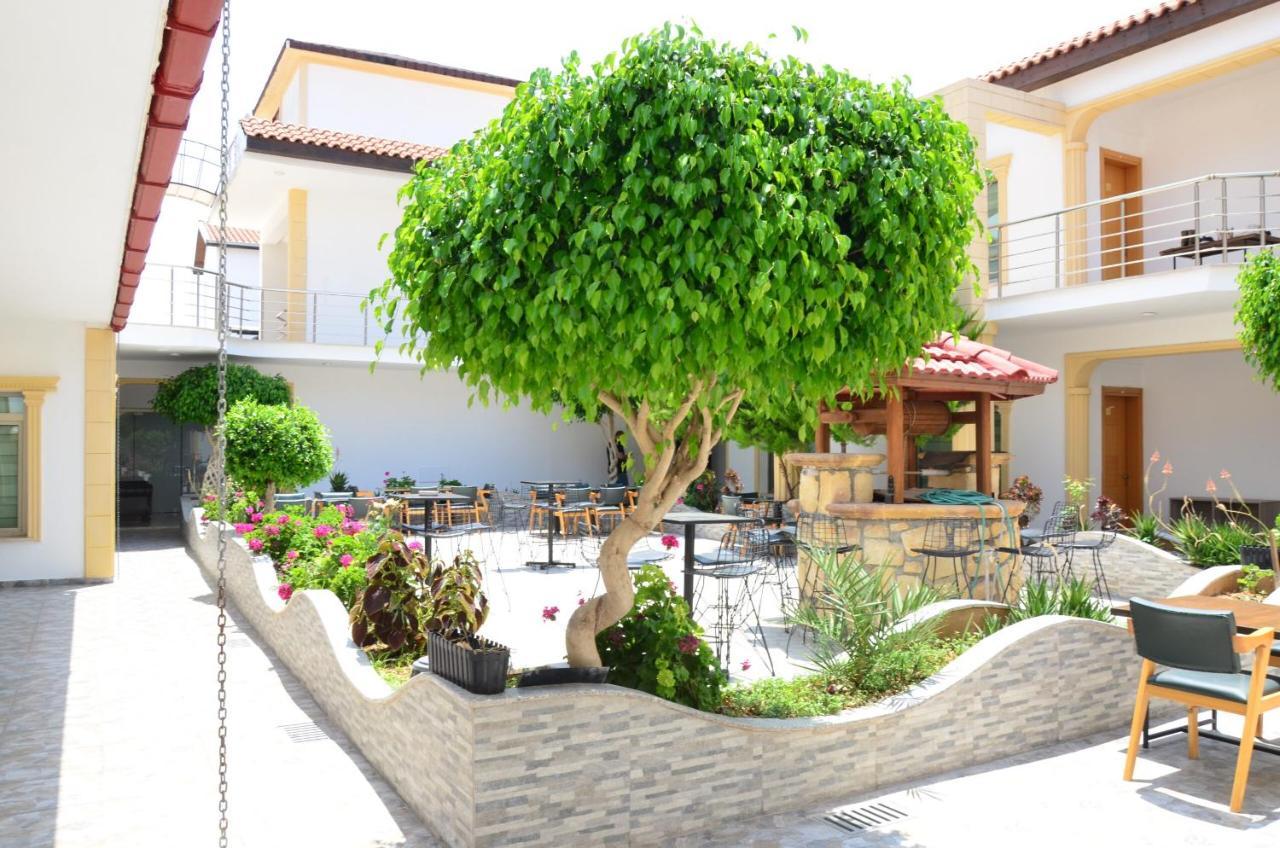Nagas Hotel & Restaurant At Historical Part Of นิโคเซีย ภายนอก รูปภาพ